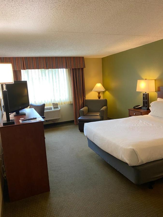 Hotel Doubletree By Hilton Austin, Mn Exterior foto