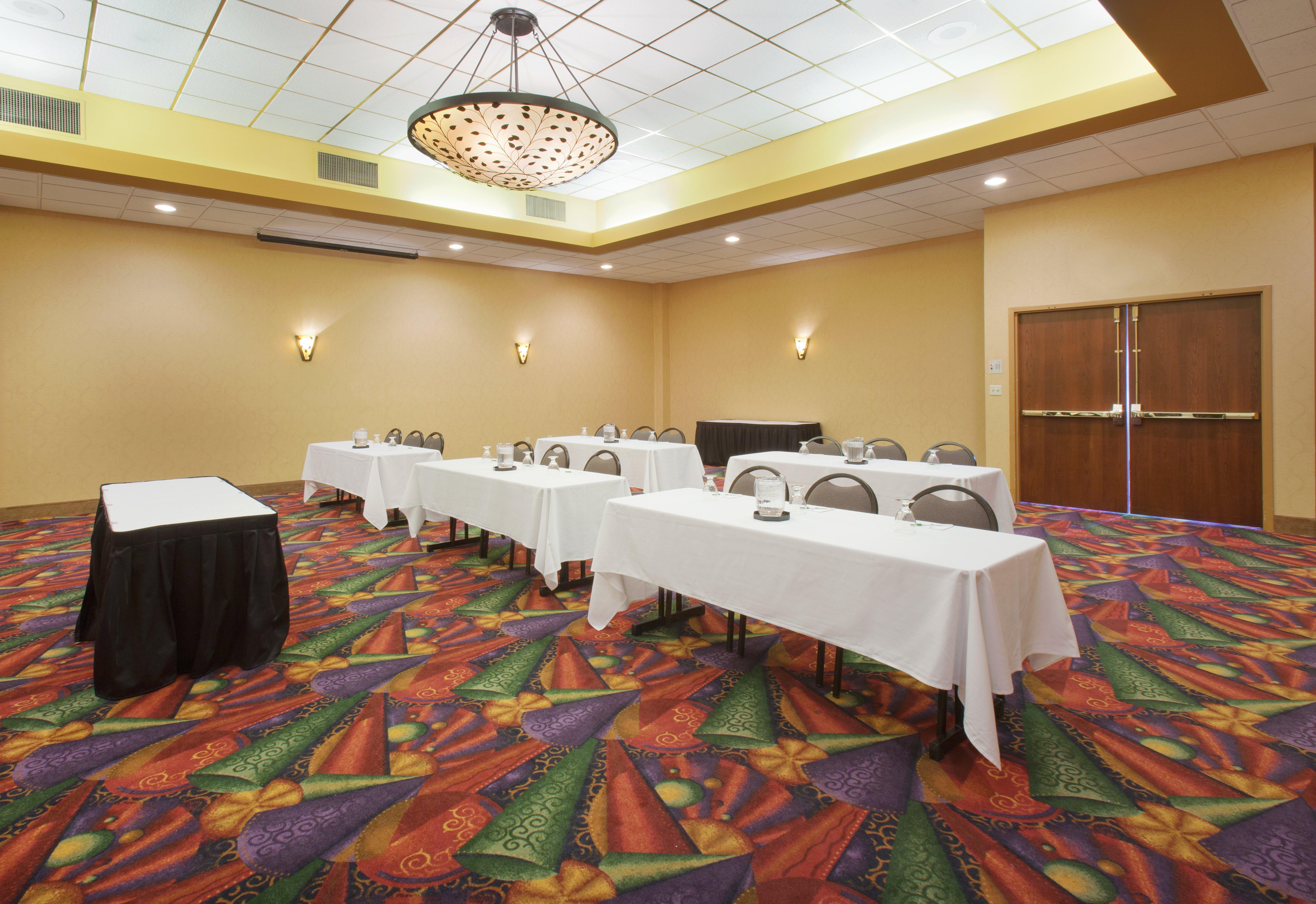 Hotel Doubletree By Hilton Austin, Mn Exterior foto